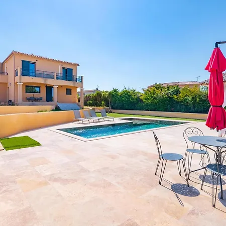 Lovely In With Outdoor Swimming Pool *