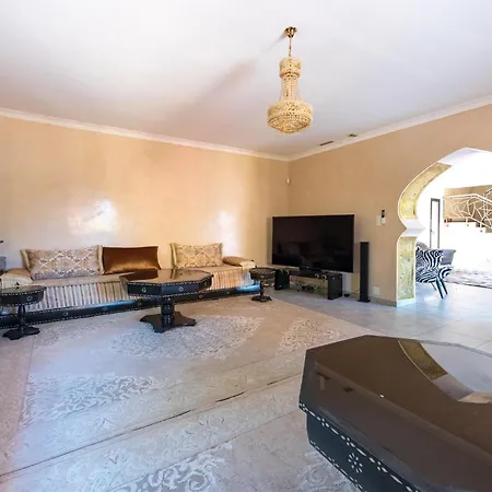 Lovely In With Outdoor Swimming Pool *
